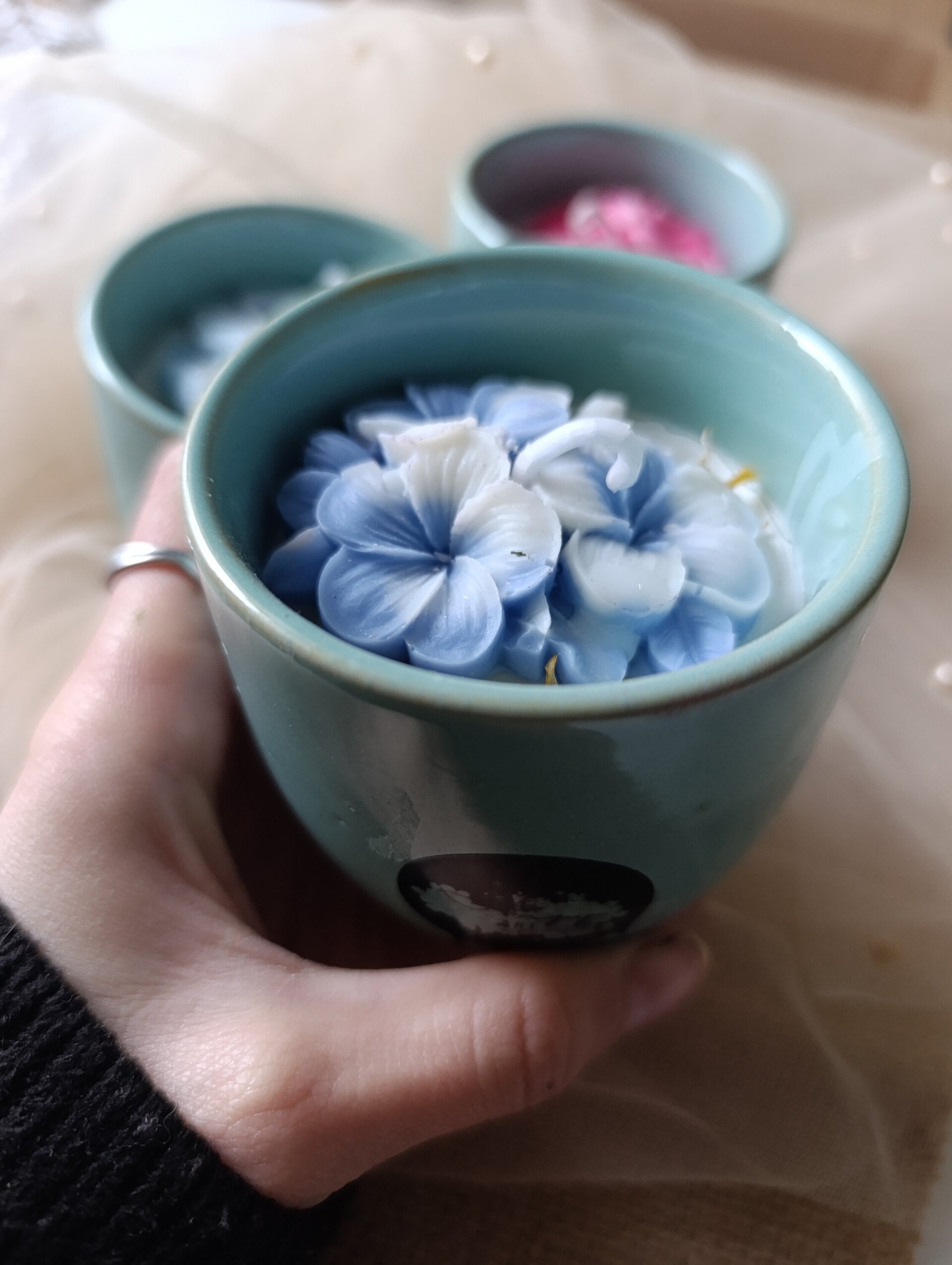 Velas en vaso de cerámica aroma coco vainilla - 2